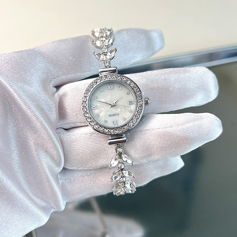 Luxury Diamond-embedded Free Adjustable Bracelet Quartz Watch
